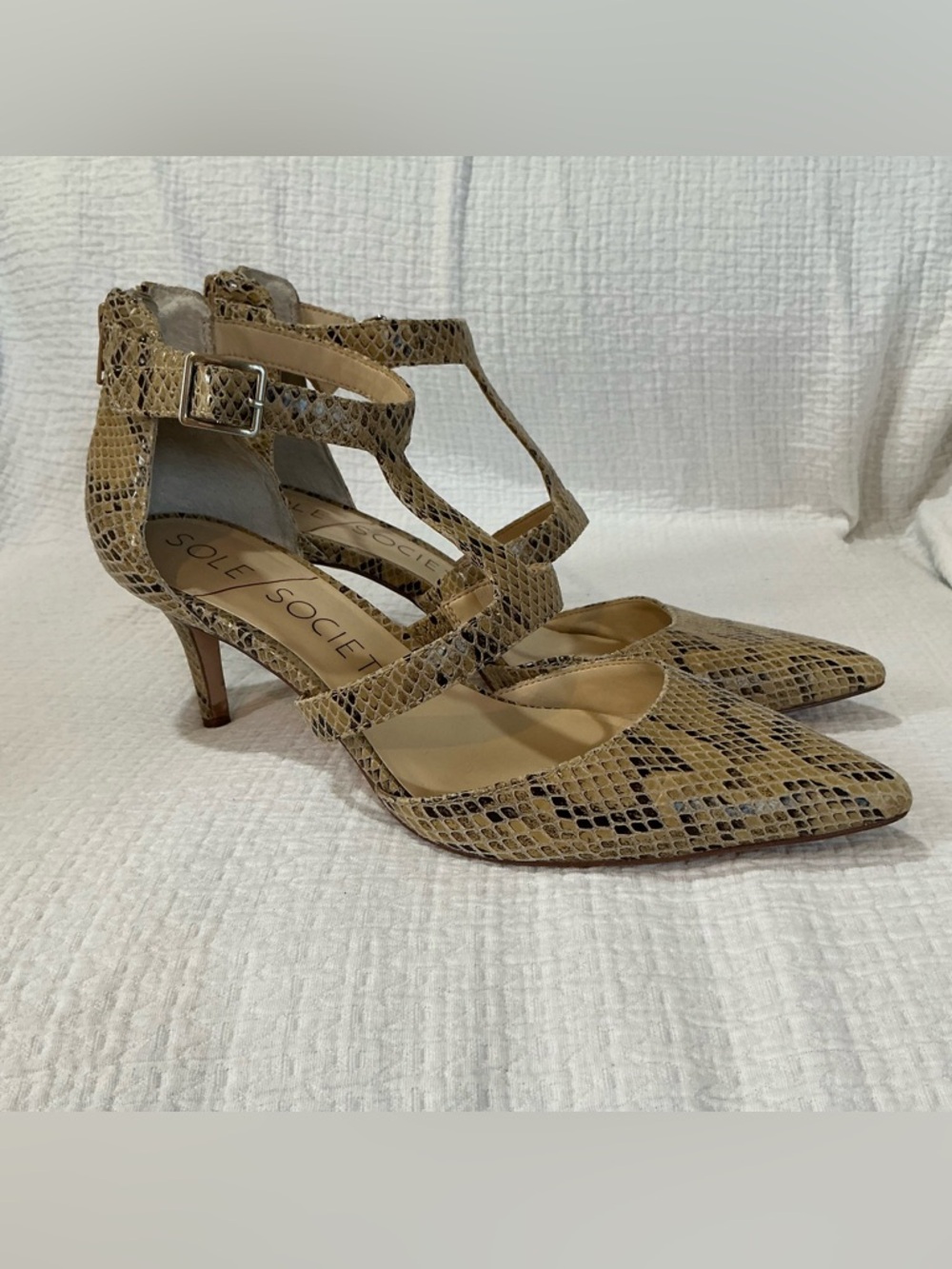 ๐ค Sole Society Evelyn Leather 3โ Heels Pumps Snakeskin Pattern Strappy - 9 1/2 - Picture 3 of 5